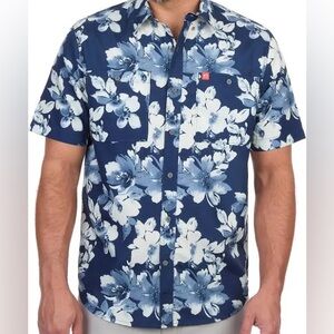 The American Outdoorsman Men's Blue and White Floral Button Down Shirt